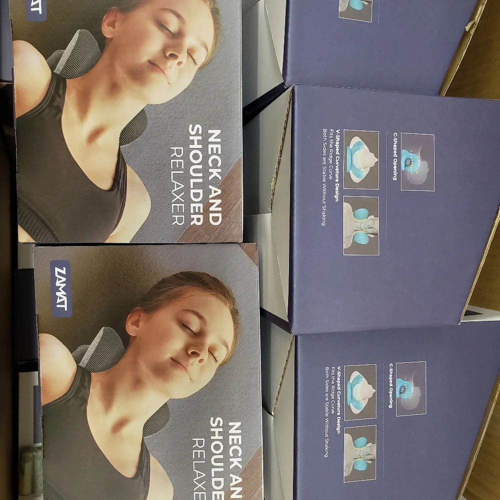 ZAMAT Neck and Shoulder Relaxer w/Magnetic Therapy Pillowcase (5 available) - Picture 3 of 6